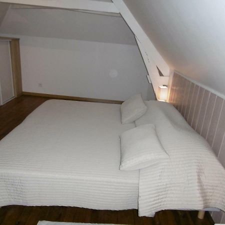 Le Petit Domaine Des Aubuis Apartment Chinon Exterior photo
